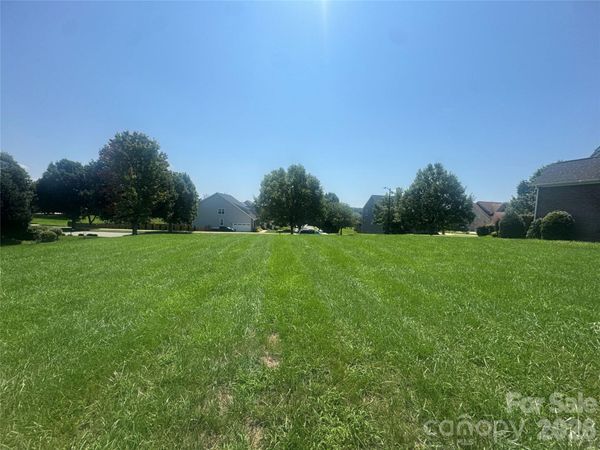 4329 Bonnie Loch Drive , Burlington, NC 27215
