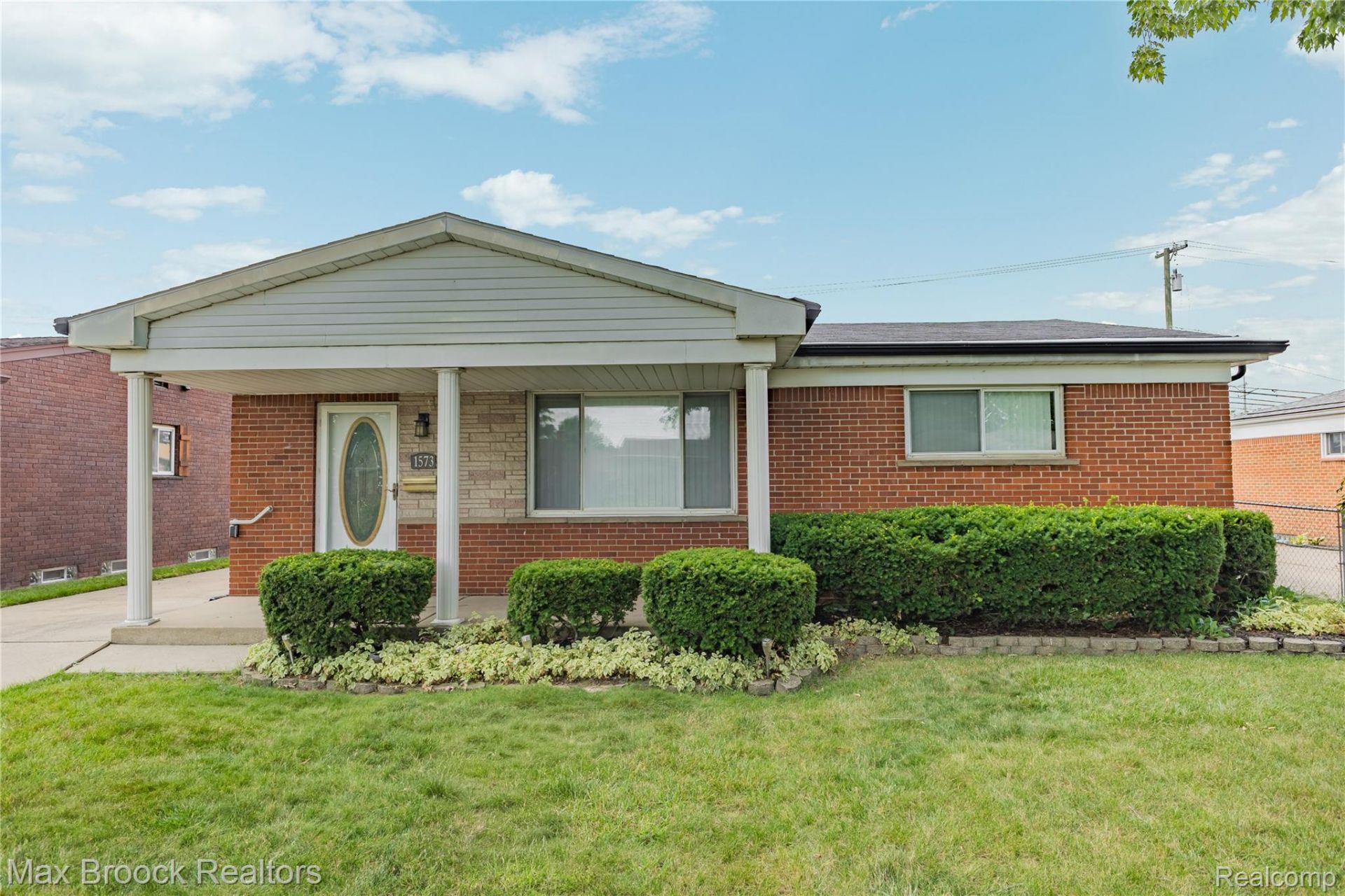 1573 Westbrook Drive, Madison Heights, Mi 48071 Main Photo
