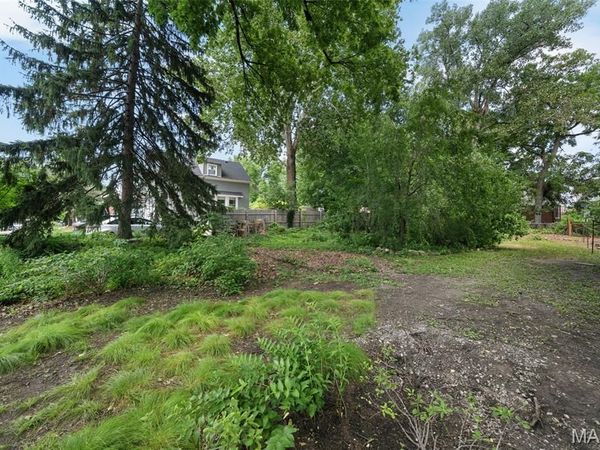 2624 Margarette Avenue , Maplewood, MO 63143