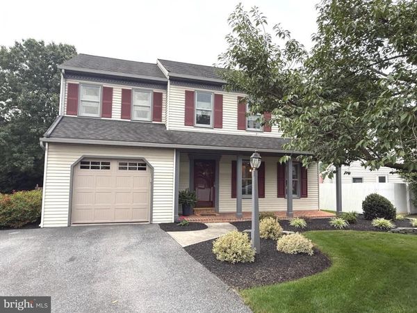 604 MULBERRY STREET , ELIZABETHTOWN, PA 17022