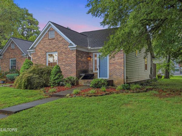 612 Idlewood Lane, Knoxville, TN 37923
