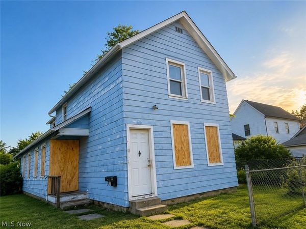 1902 Rowley Avenue , Cleveland, OH 44109