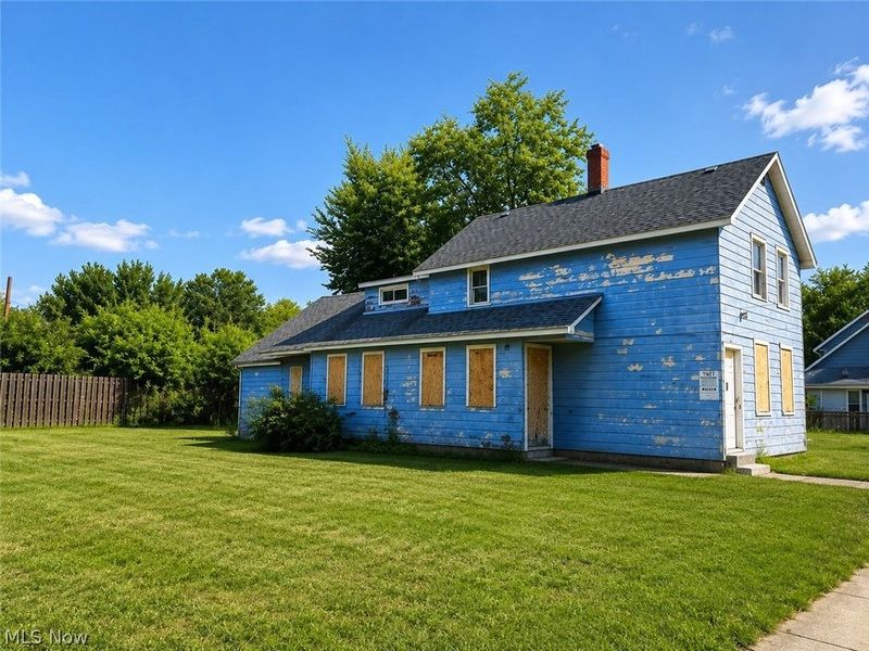 1902 Rowley Avenue, Cleveland, OH 44109 Photo 2