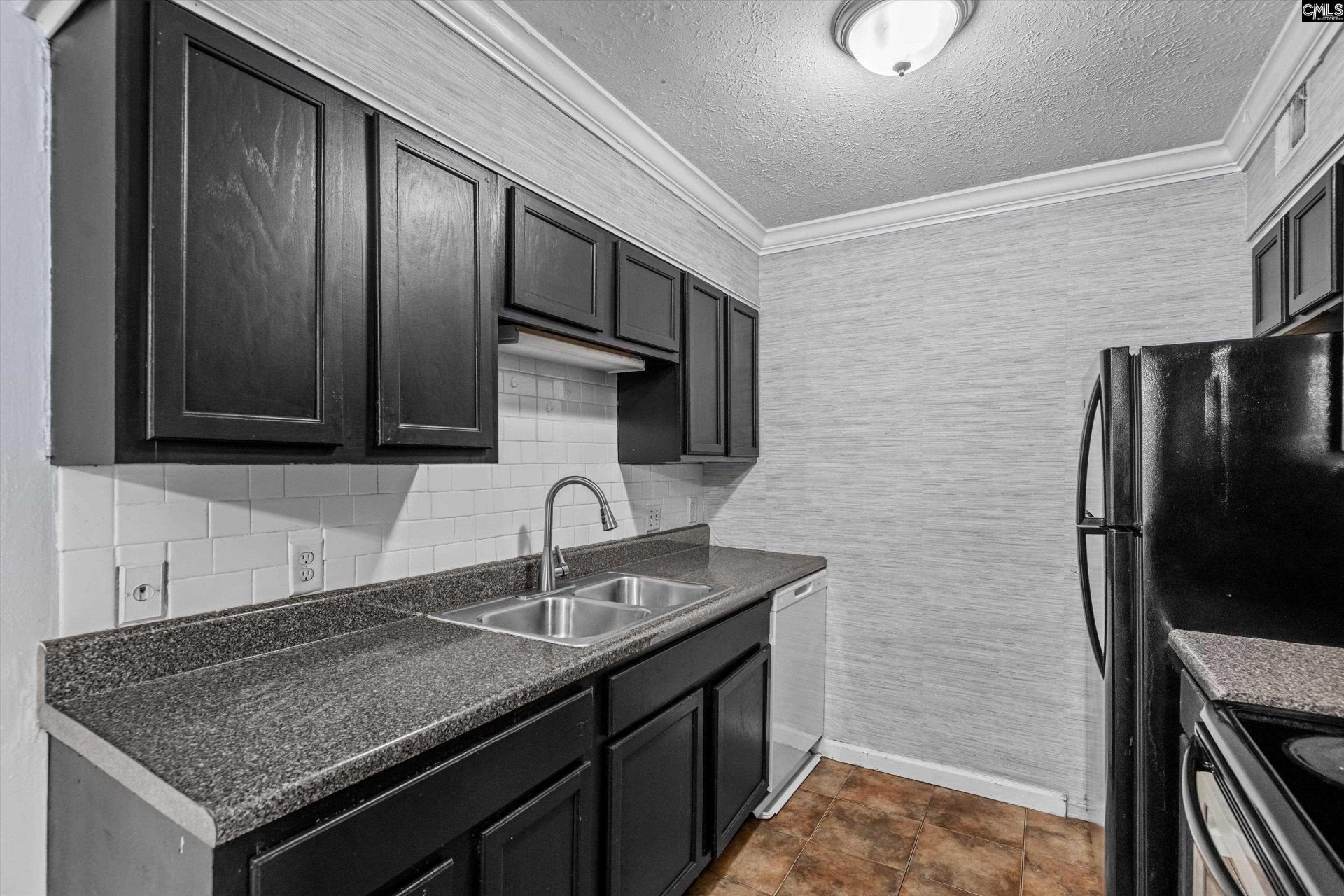 1411 Old Manor Road  Photo 11