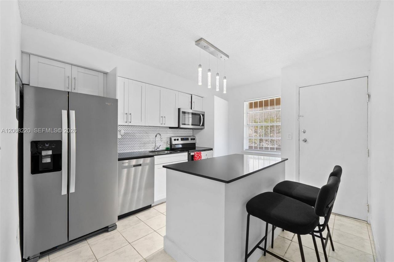 515 SW 3rd St, Unit 6, Miami, FL 33130 Photo