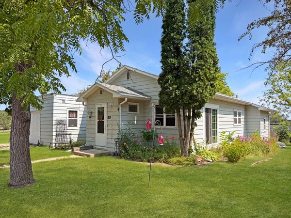318 Clearwater Avenue NW, Bagley, MN 56621