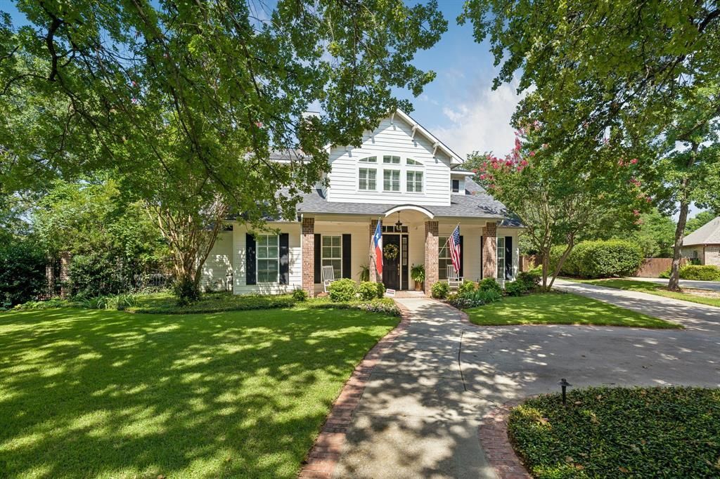200 Sharon Rose Court, Denton, TX 76210 Main Photo