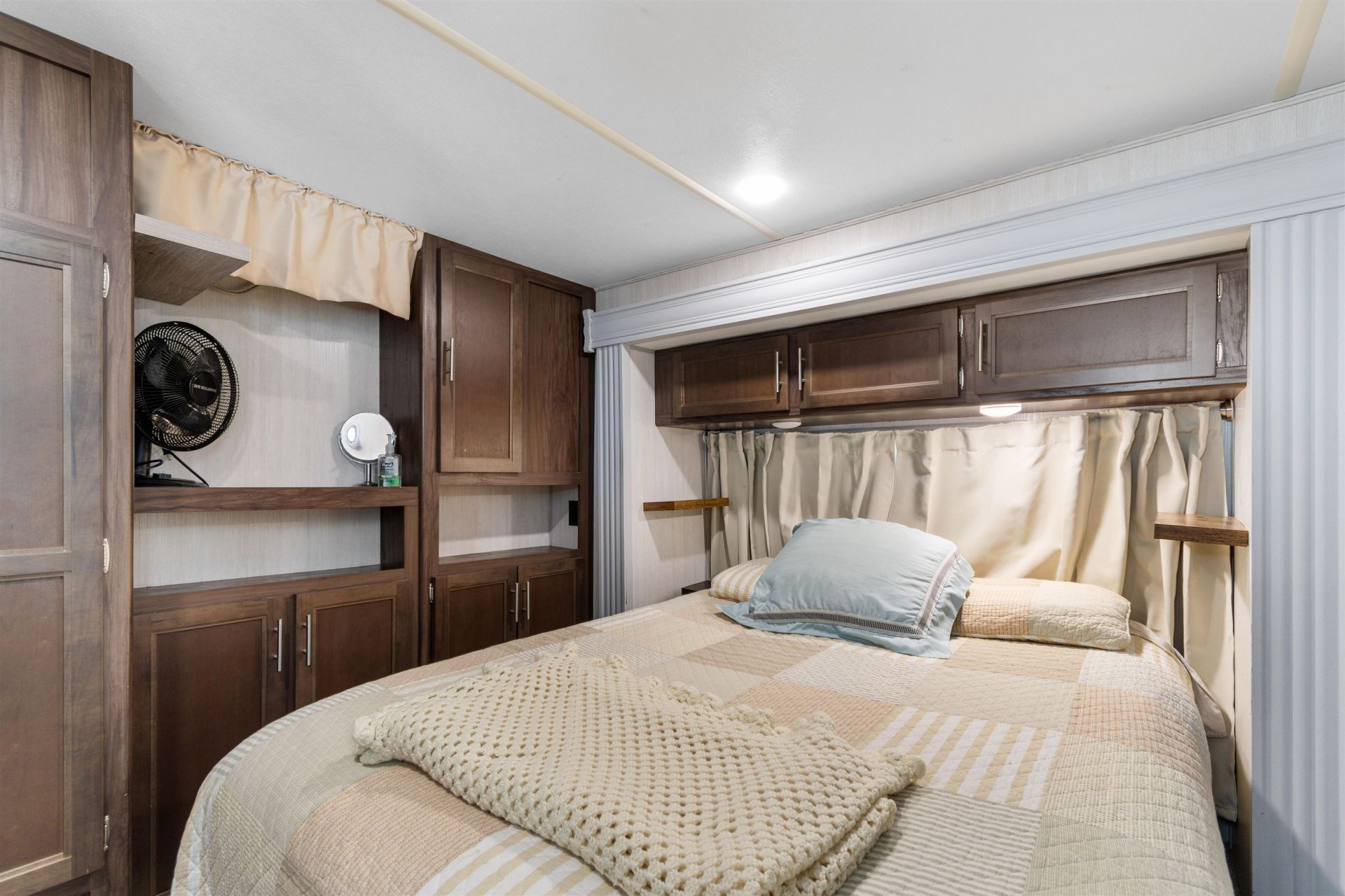 9700 Kings Rd. Photo 14