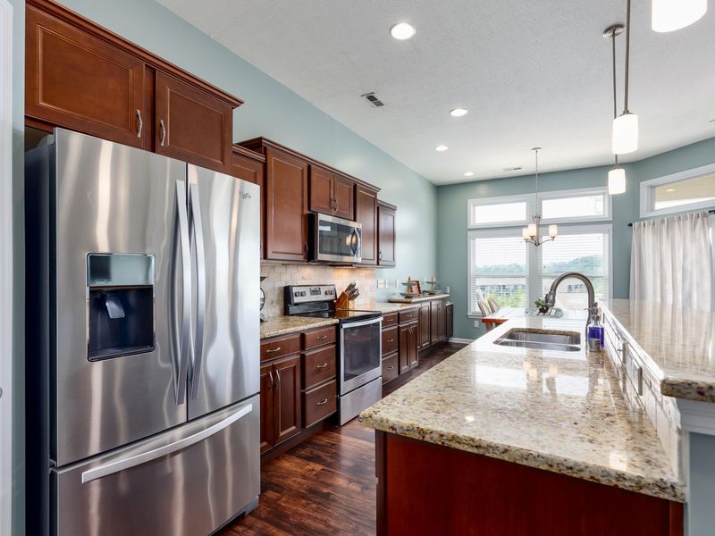 7423 Devonshire Drive, Alexandria, KY 41001 Photo 2