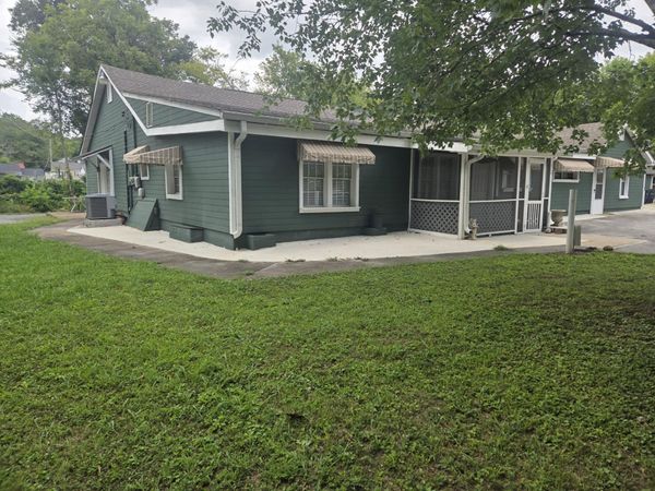 5542 Clemons Road , Chattanooga, TN 37412