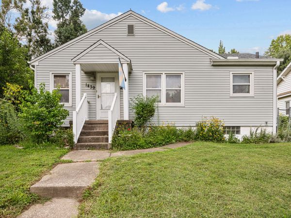 1439 45 Avenue , Rock Island, IL 61201