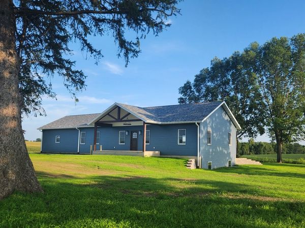 16797 W Barclay Road, Polo, IL 61064