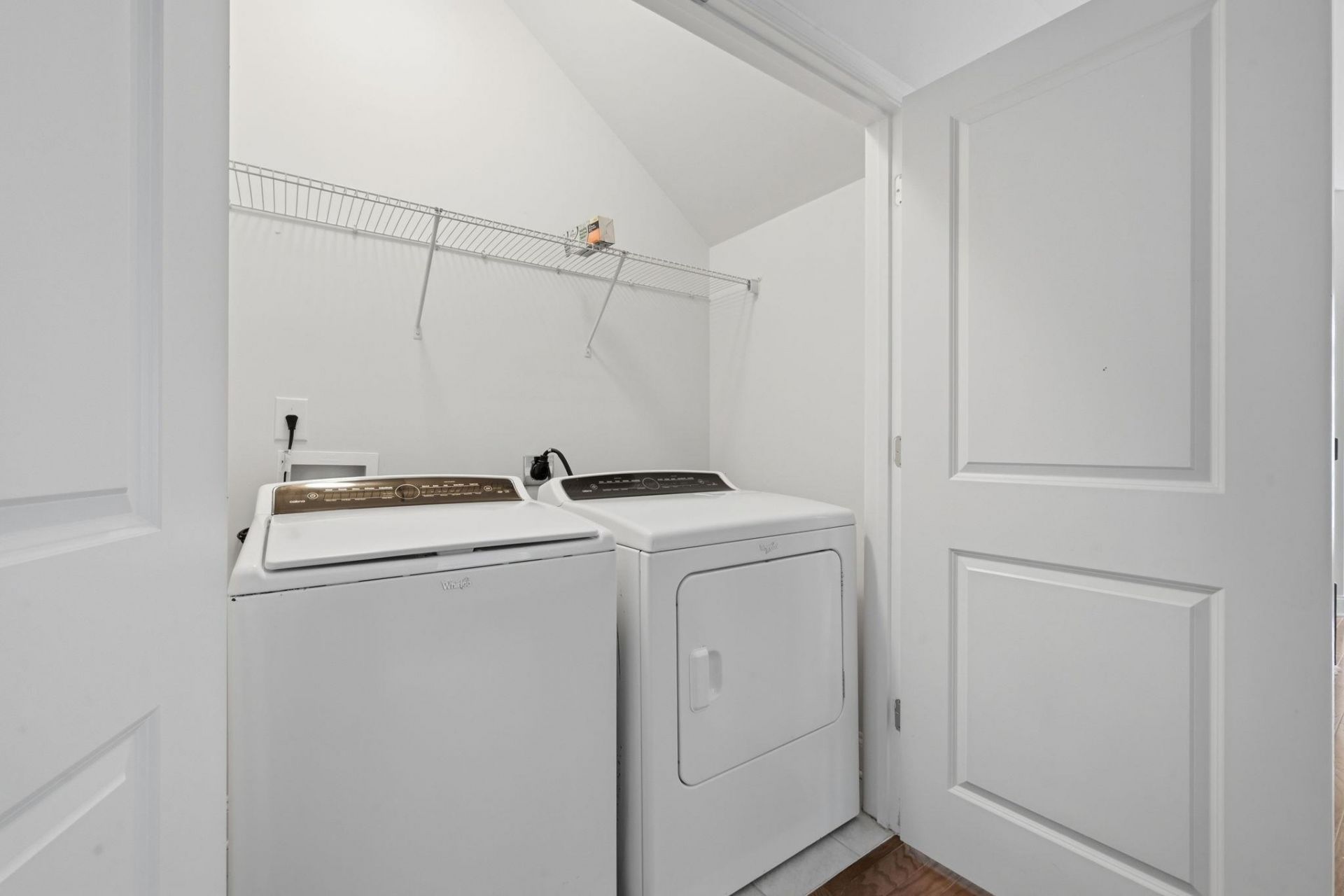 310 Lorenzo Dr. Photo 37