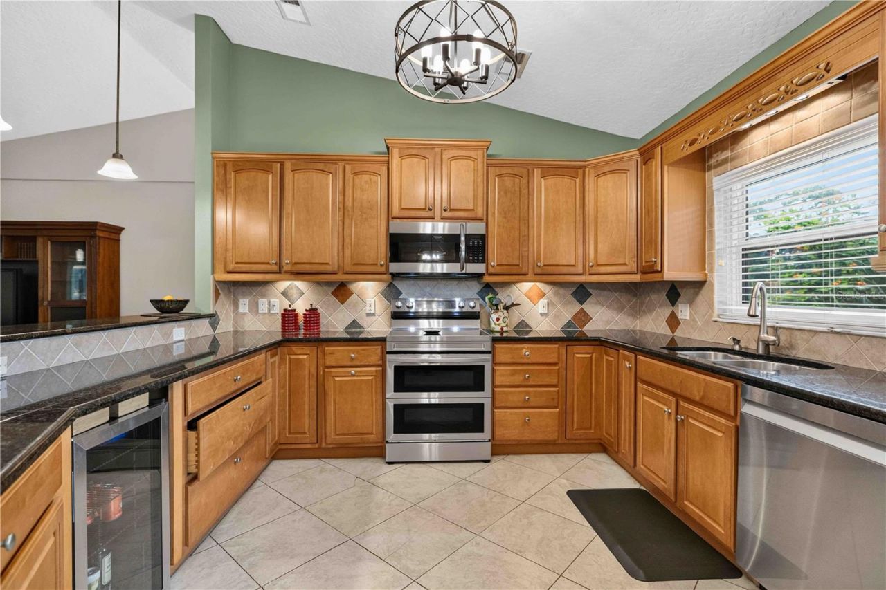 9703 65th Avenue E, Bradenton, FL 34202 Photo