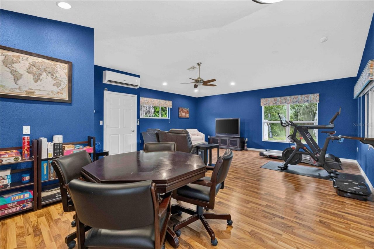 9703 65th Avenue E, Bradenton, FL 34202 Photo