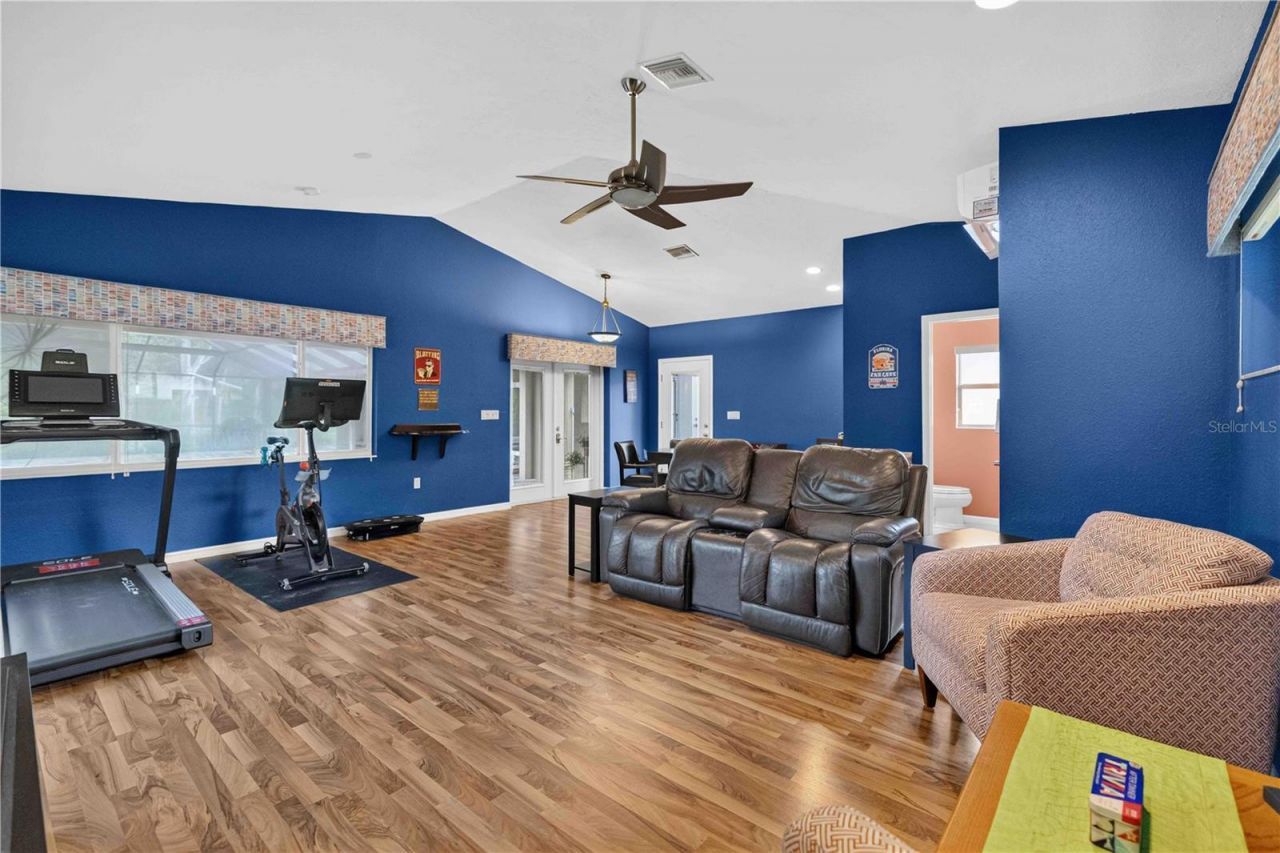 9703 65th Avenue E, Bradenton, FL 34202 Photo