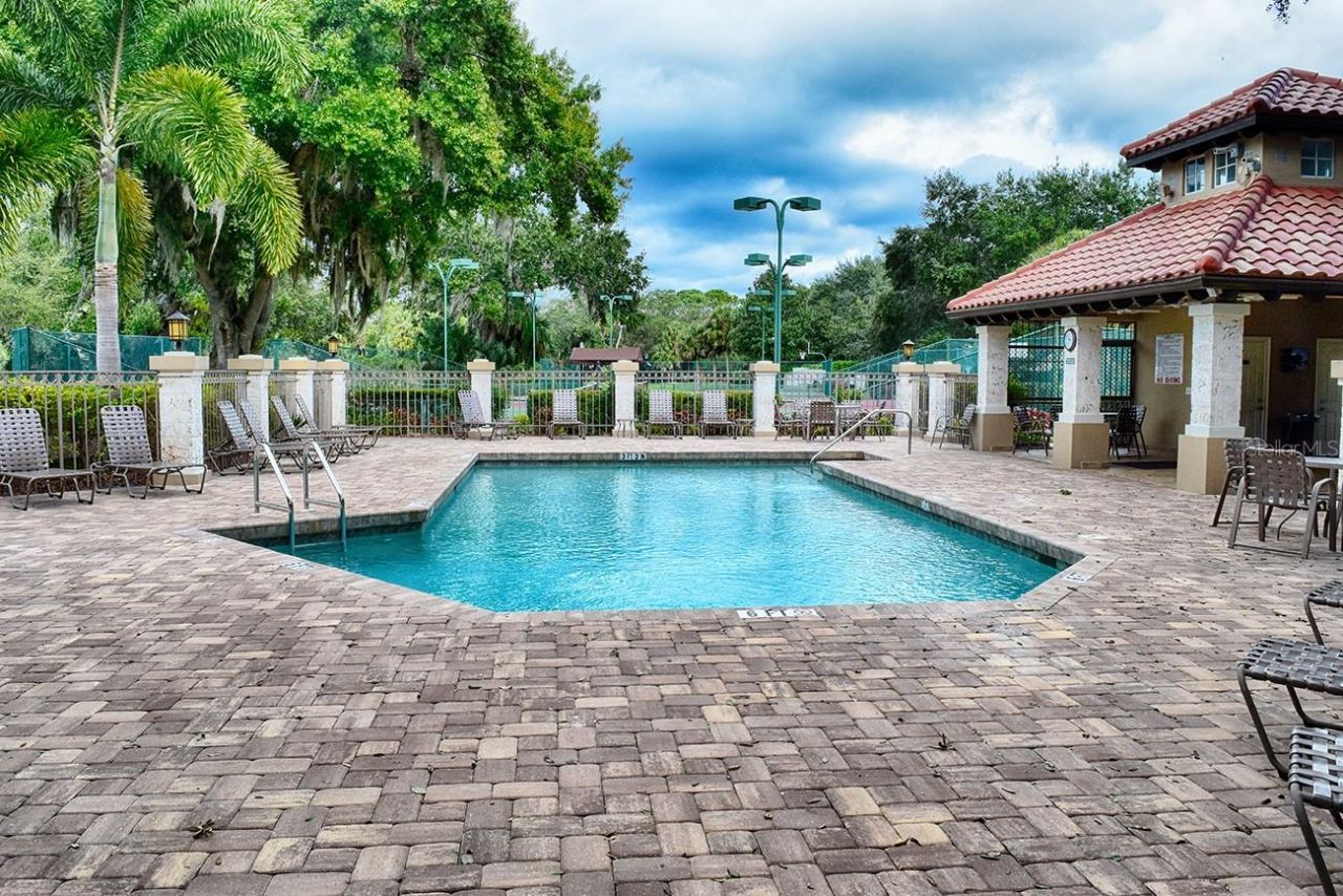 5113 Far Oak Circle, Sarasota, FL 34238 Photo