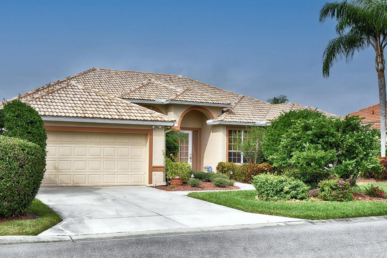 5113 Far Oak Circle, Sarasota, FL 34238 Photo