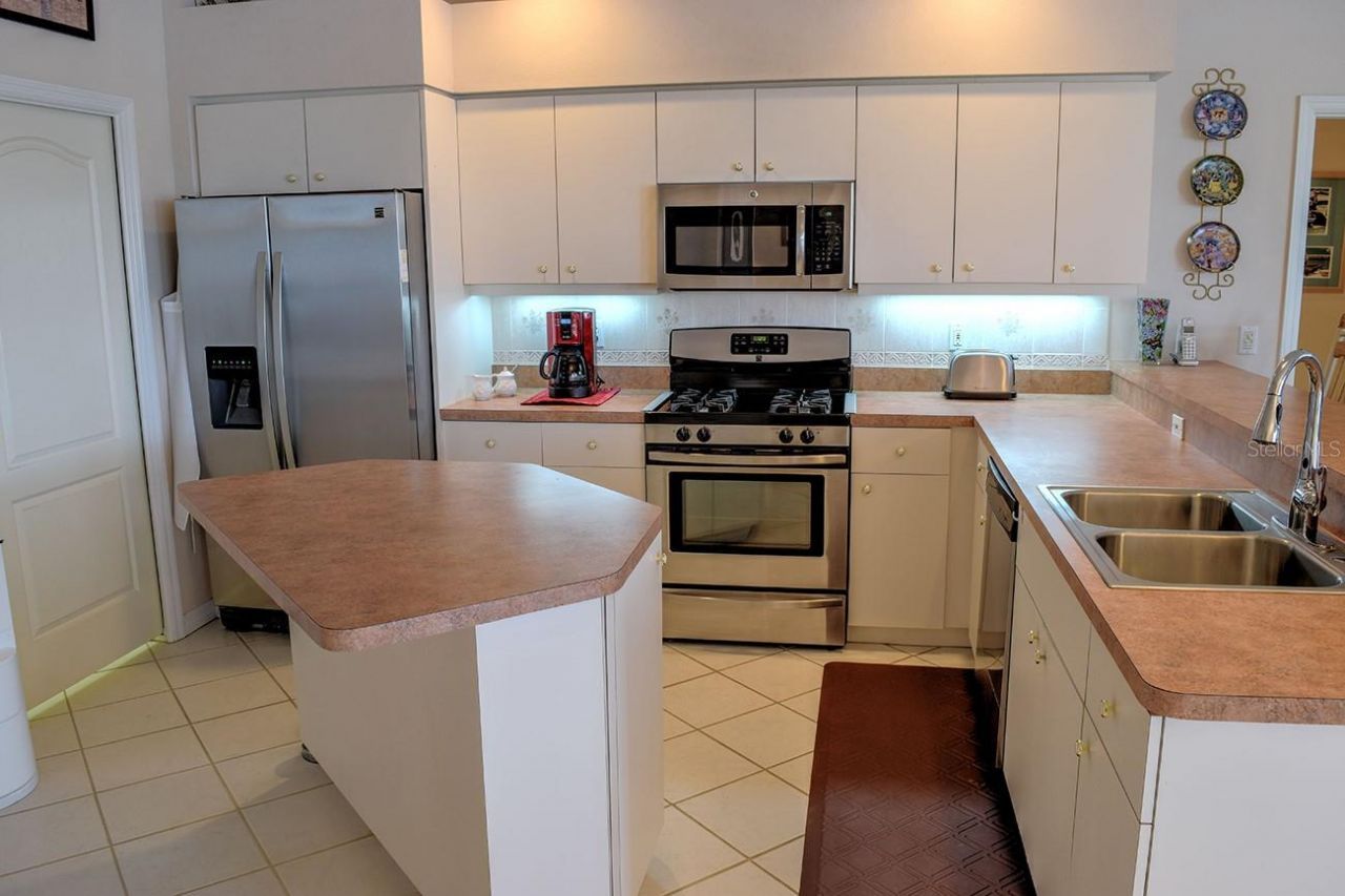 5113 Far Oak Circle, Sarasota, FL 34238 Photo