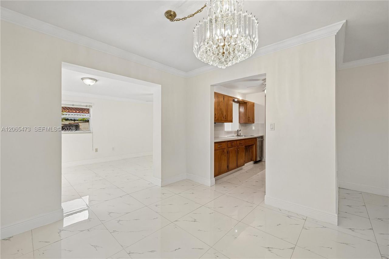 7135 SW 19th St, Miami, FL 33155 Photo