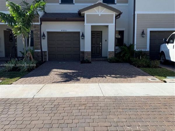 4681 Caspian Way , Unit 4681, Davie, FL 33314