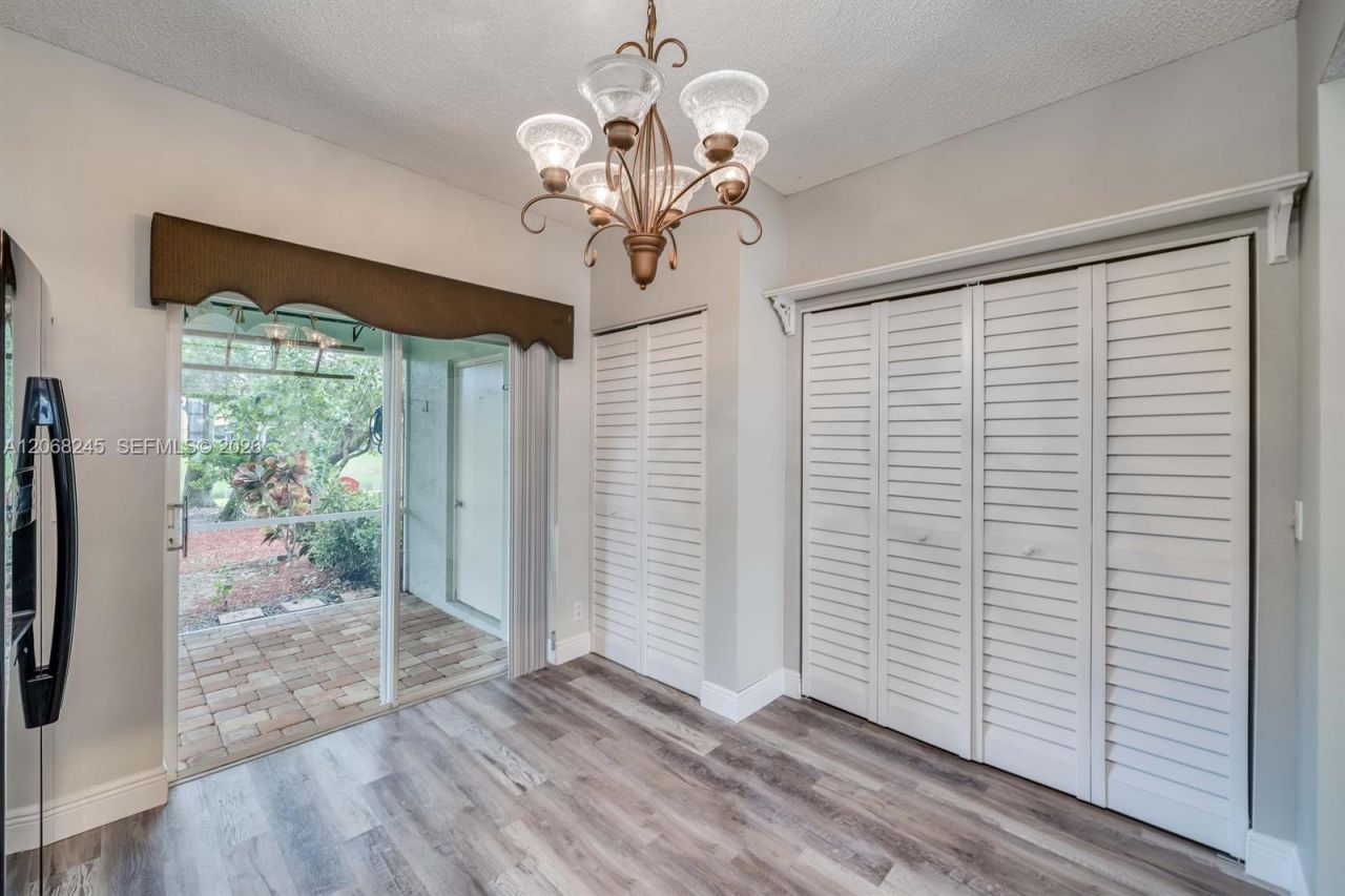 8040 Sanibel Dr , Unit 8040, Tamarac, FL 33321 Photo