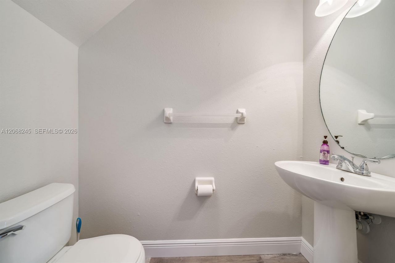 8040 Sanibel Dr , Unit 8040, Tamarac, FL 33321 Photo