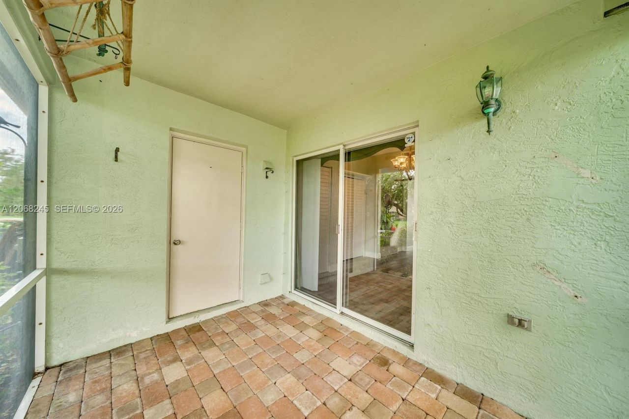 8040 Sanibel Dr , Unit 8040, Tamarac, FL 33321 Photo