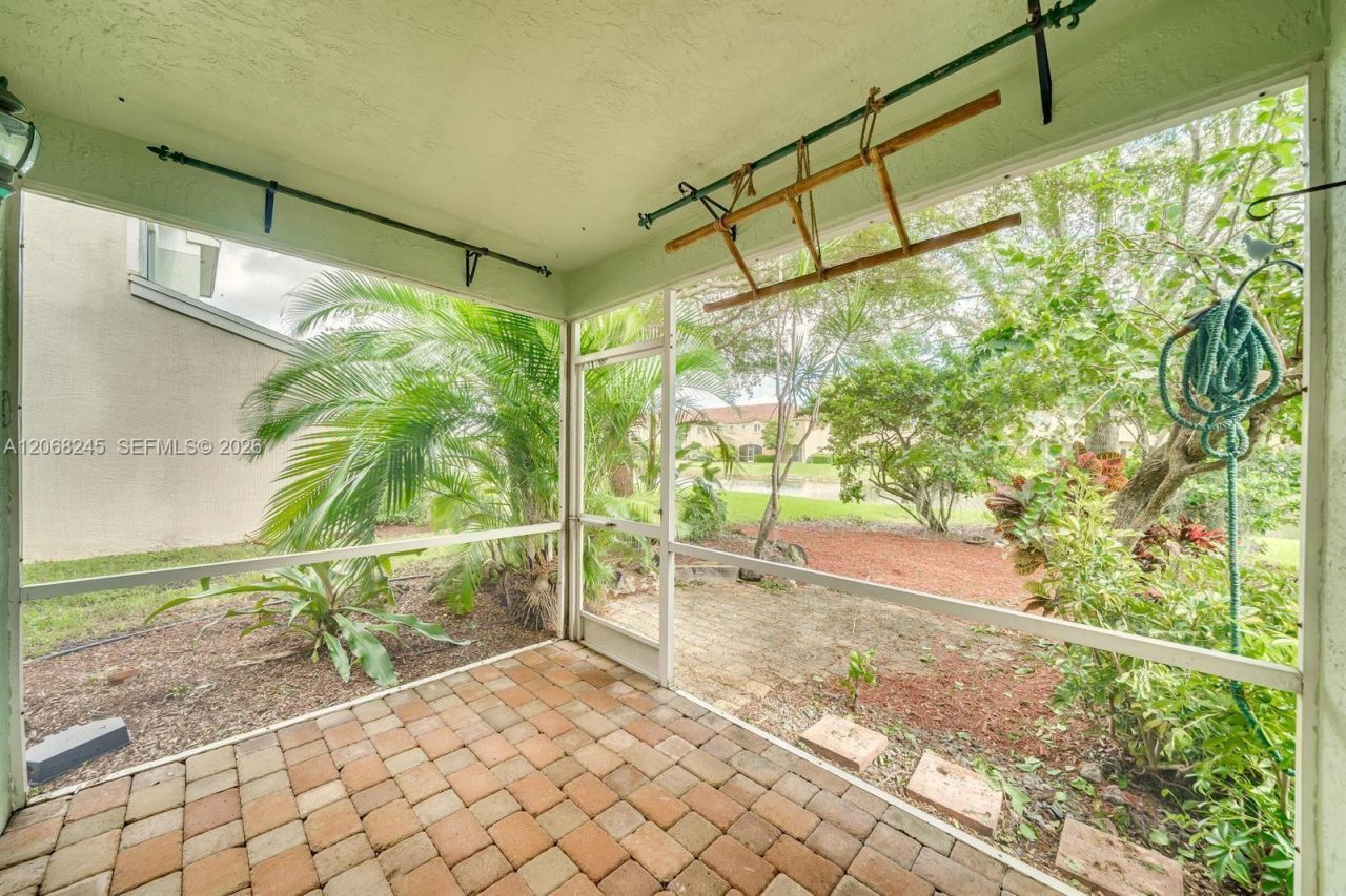 8040 Sanibel Dr , Unit 8040, Tamarac, FL 33321 Photo