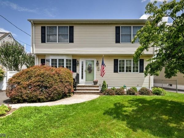 115 Olive Ave, Pompton Lakes, NJ 07442