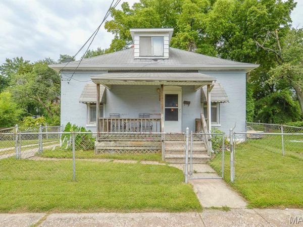 1908 Central Avenue, Alton, IL 62002