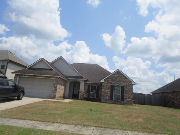 17668 FEATHER RIDGE Drive , Prairieville, LA 70769