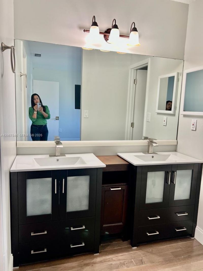 900 SW 113th Ter , Pembroke Pines, FL 33025 Photo