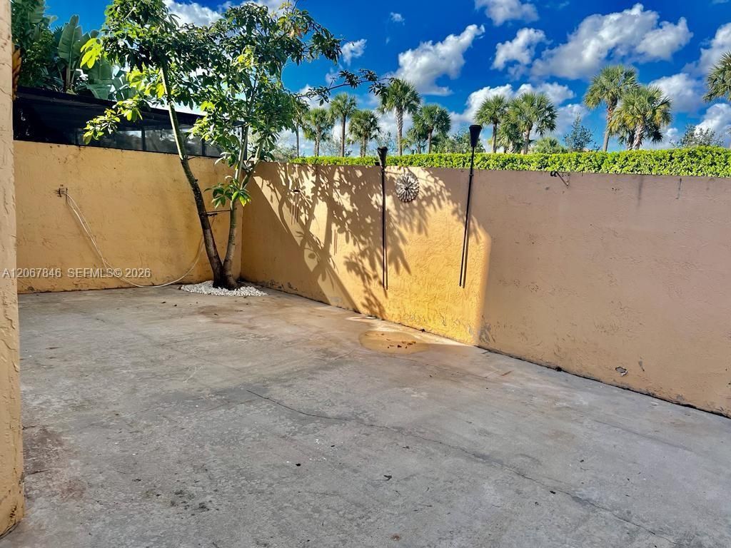 900 SW 113th Ter , Pembroke Pines, FL 33025 Photo