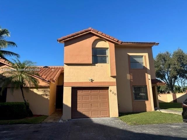 900 SW 113th Ter , Pembroke Pines, FL 33025 Photo