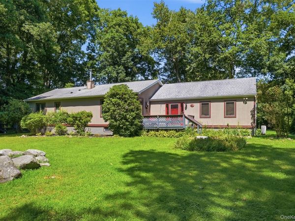 41 Penny Lane, Highland, NY 12528