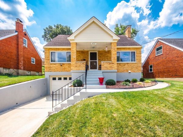 4337 Saint Martins Place, Cincinnati, OH 45211