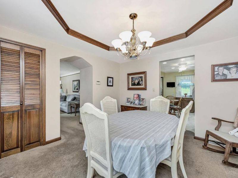 4337 Saint Martins Place, Cincinnati, OH 45211 Photo 11