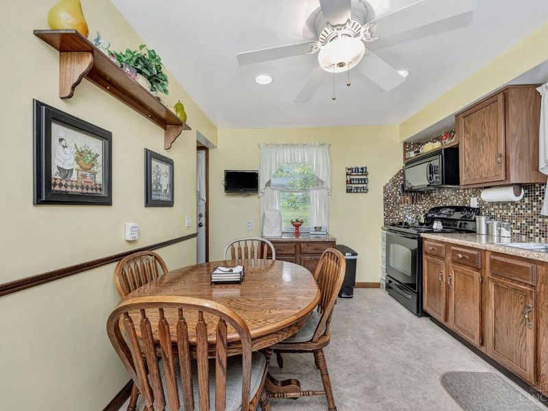 4337 Saint Martins Place, Cincinnati, OH 45211 Photo 13