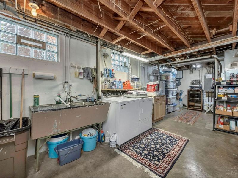 4337 Saint Martins Place, Cincinnati, OH 45211 Photo 27