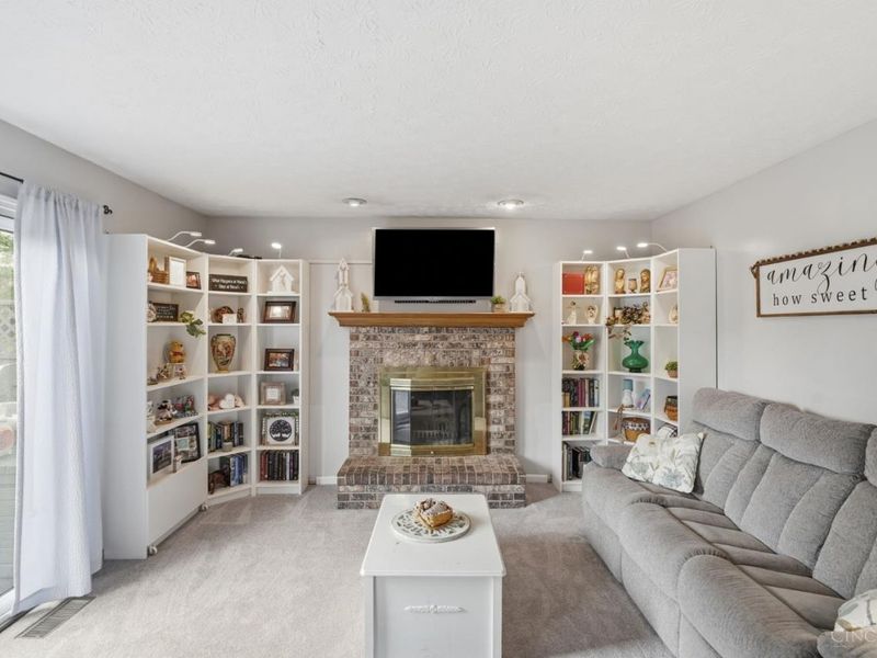 4214 Parkmont Drive, Delhi Township, OH 45238 Photo 7