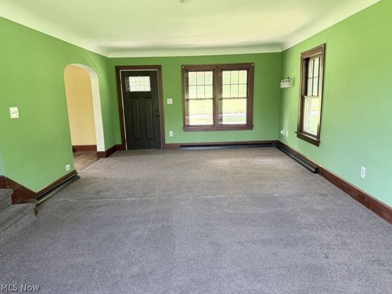 370 E Under Ridge Road , Conneaut, OH 44030 Photo 4