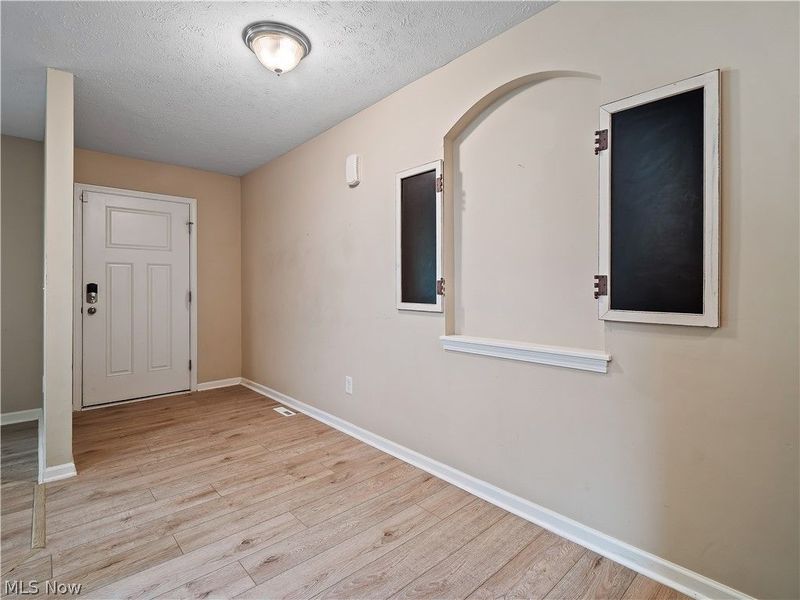 17062 Woodshire Drive, Strongsville, OH 44149 Photo 10