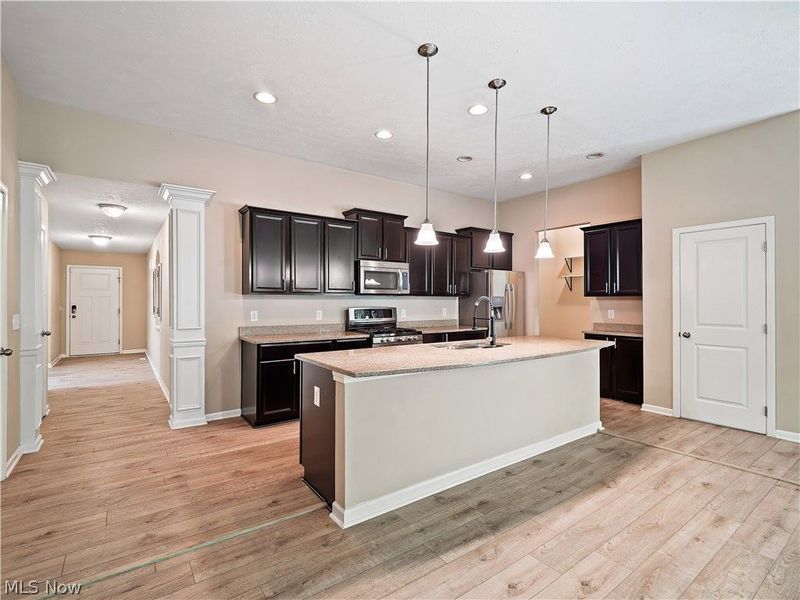 17062 Woodshire Drive, Strongsville, OH 44149 Photo 18