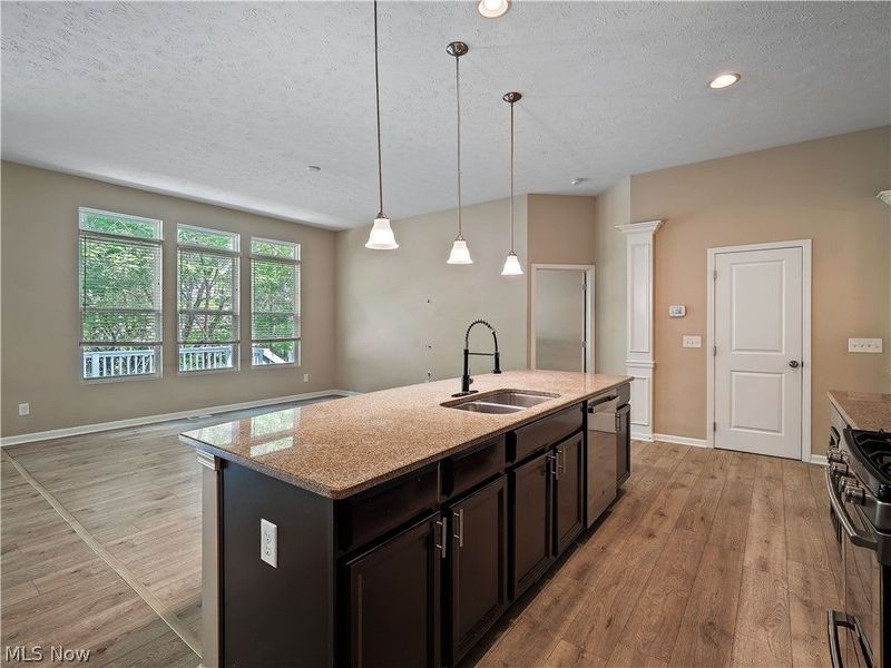17062 Woodshire Drive, Strongsville, OH 44149 Photo 23