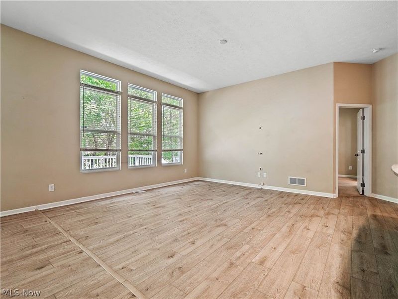 17062 Woodshire Drive, Strongsville, OH 44149 Photo 35
