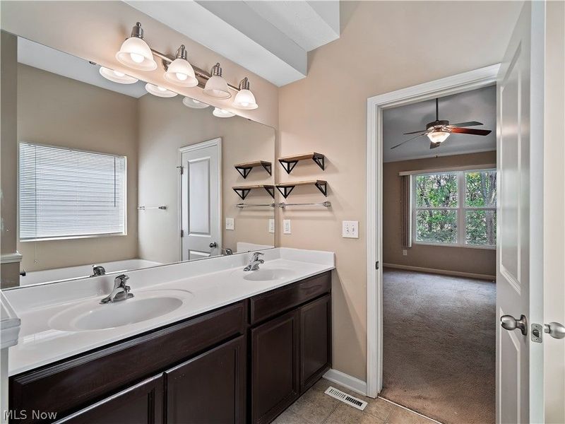 17062 Woodshire Drive, Strongsville, OH 44149 Photo 39