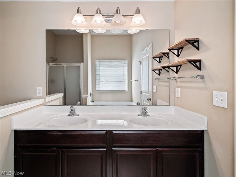 17062 Woodshire Drive, Strongsville, OH 44149 Photo 40