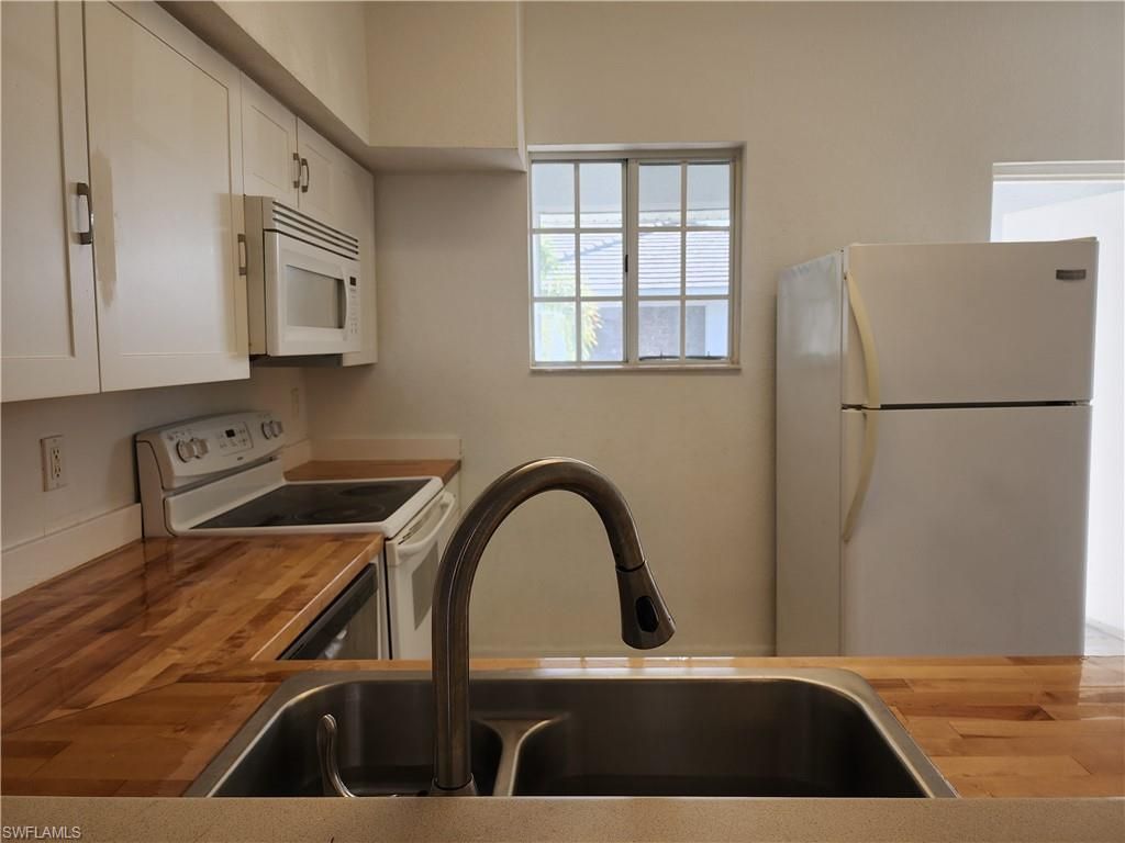 8416 Bernwood Cove Loop, Unit 1612, Fort Myers, FL 33966 Photo
