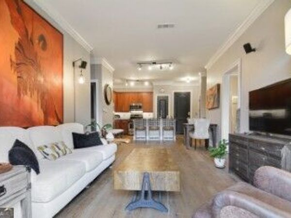 1055 Piedmont Avenue, Unit 204, Atlanta, GA 30309